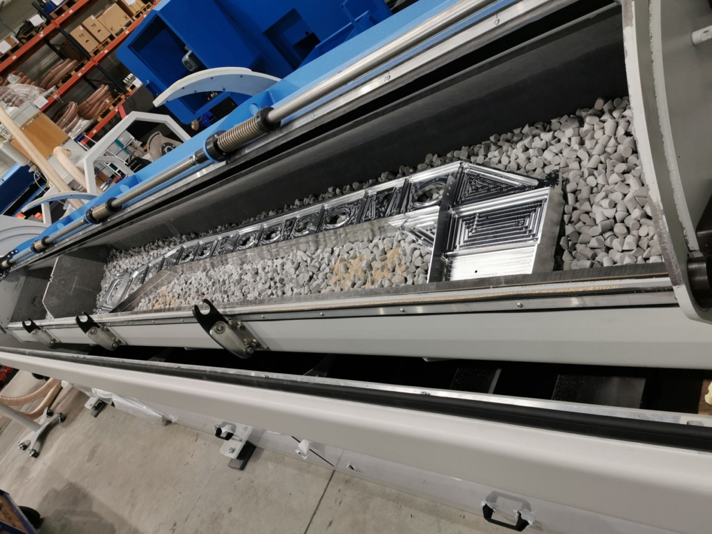 automated deburring machine